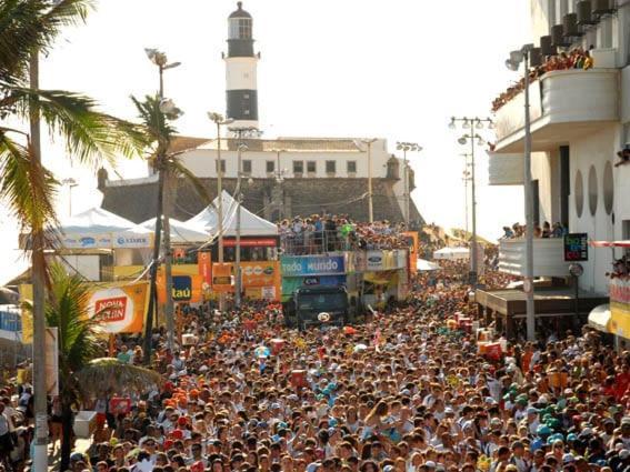 Apartamento Farol Barra Flat Salvador Esterno foto