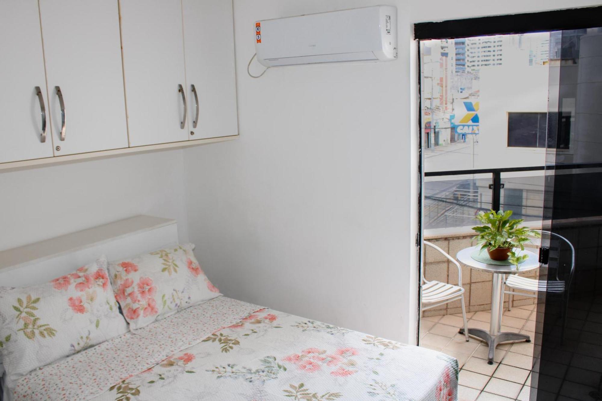 Apartamento Farol Barra Flat Salvador Esterno foto